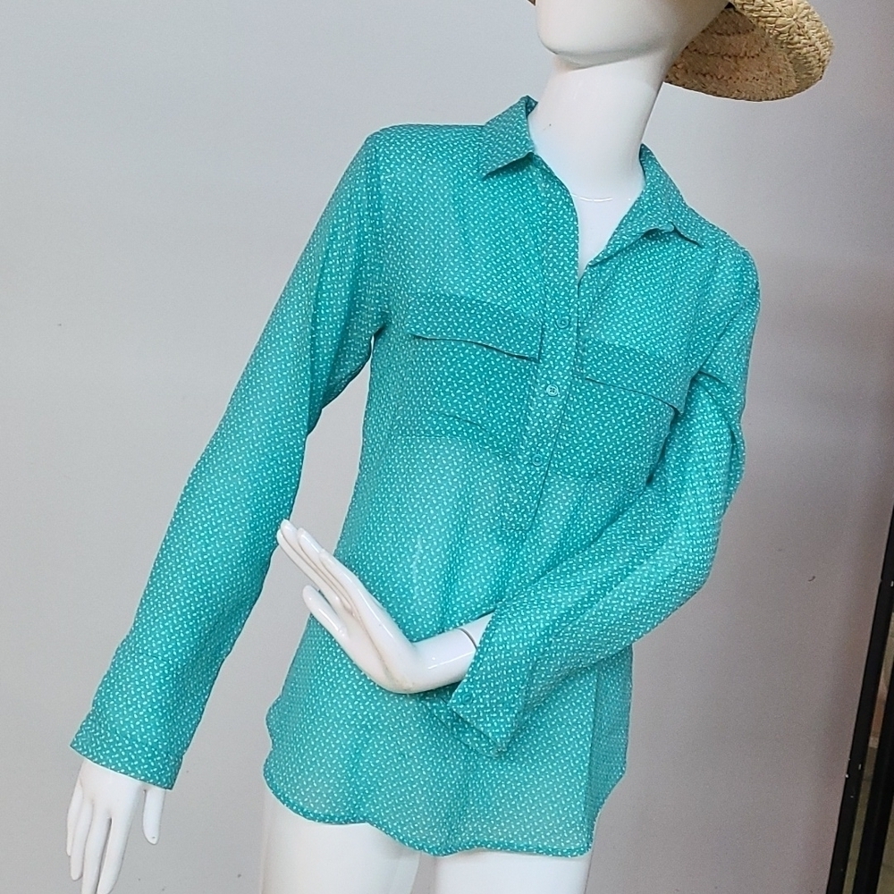 🌈 Van Heusen_ Half Button Down Lightweight Long Sleeve Blouse Top Size XXS